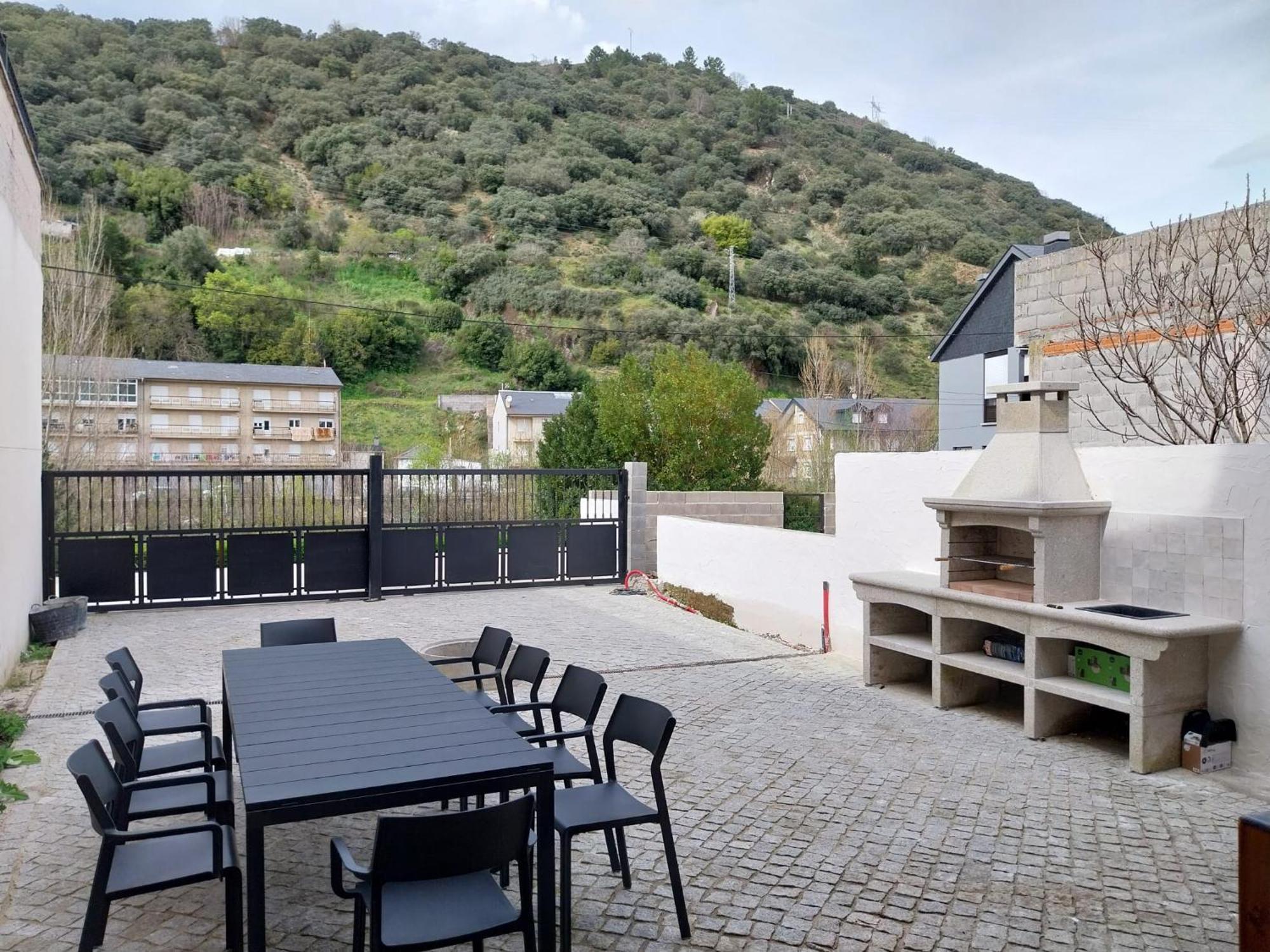 Casa Sapita Villa Villafranca Del Bierzo Exterior foto